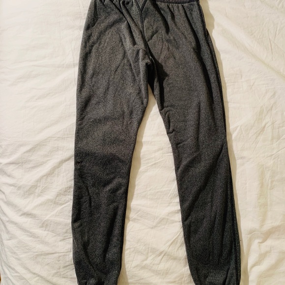 Lululemon- ivivva Cozy Sweatpants Gray Size 10 - Picture 3 of 3